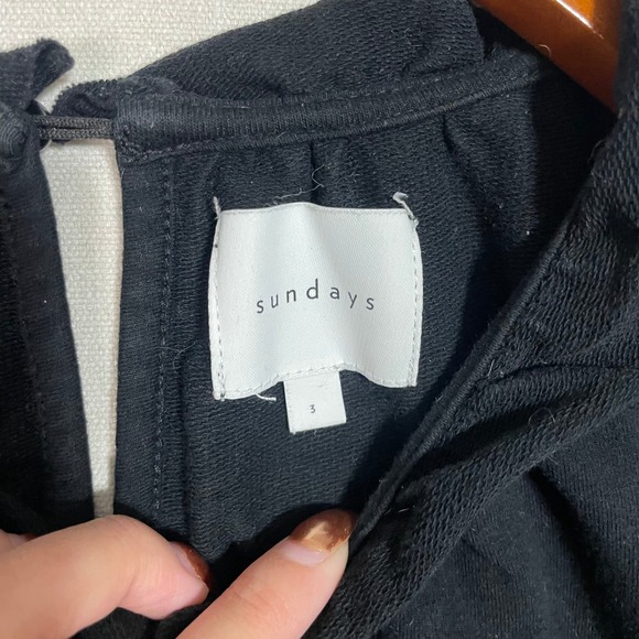 Sundays Black Ruffle Neck Puff Sleeve Knit Top Blouse - Size 3 - Picture 3 of 7